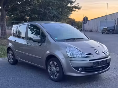 Renault Grand Modus 1.6 110 Night and Day
