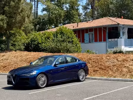 Alfa Romeo Giulia 2.0 200