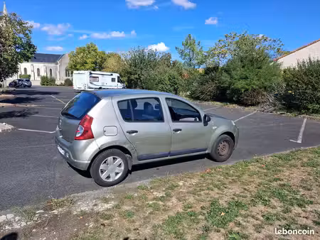 Dacia Sandero 75