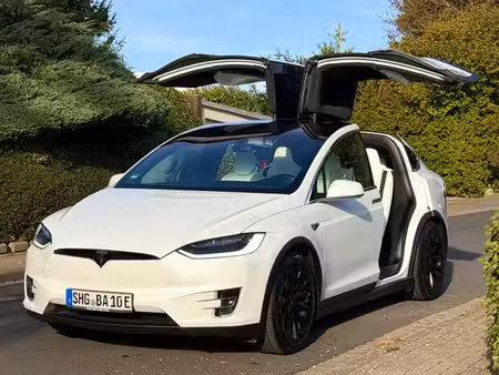 Tesla Model X 60d 4x4