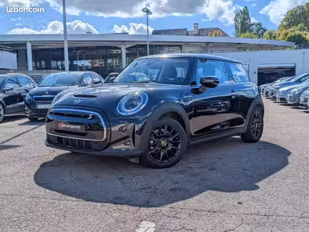 Mini Mini Cooper SE 184 Essential