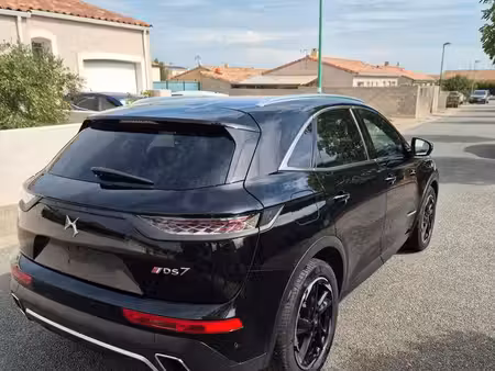 DS 7