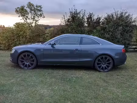 Audi A5 V6 3.0 TDI 240 S line quattro