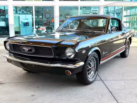Ford Mustang Base