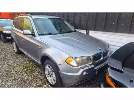 BMW X3 30d 3.0 218