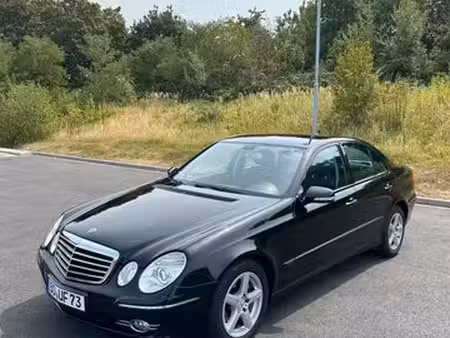 Mercedes-Benz Classe E E 200