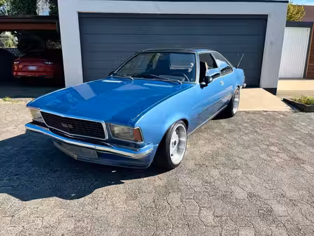 Opel Commodore 2.8