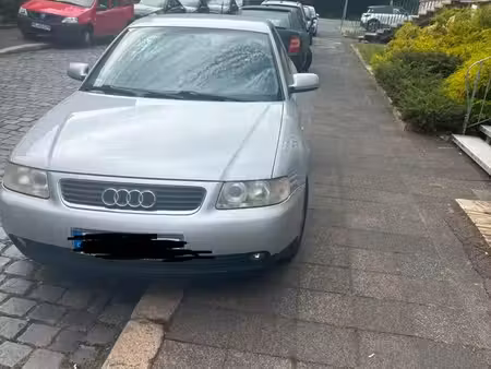 Audi A3 1.6 101