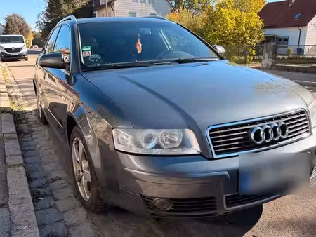 Audi A4 V6 2.4 170