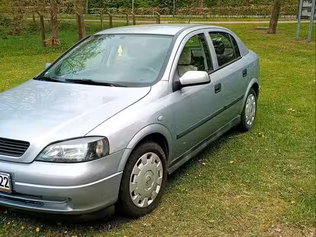 Opel Astra 1.6 75