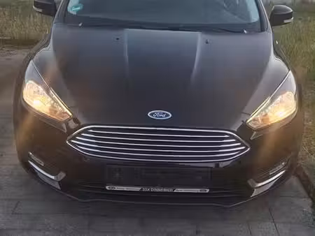 Ford Focus 1.0 125