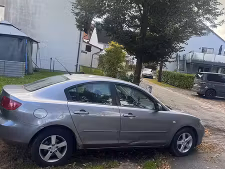 Mazda Mazda3 1.6 105
