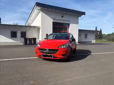 Opel Corsa 1.4 90 Color Edition