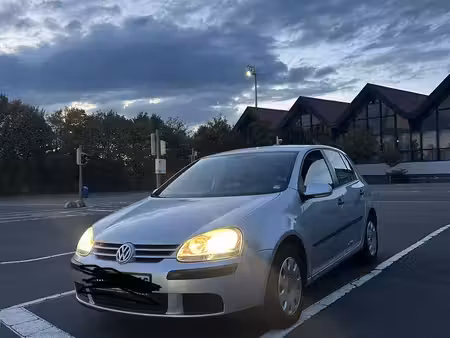 Volkswagen Golf 1.8
