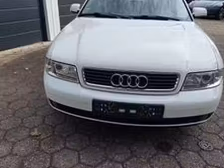 Audi A4 1.6 101