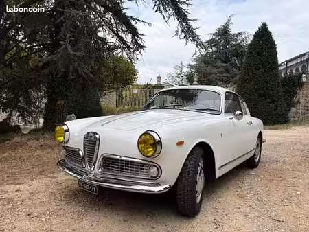 Alfa Romeo Giulia 1600