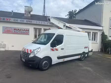 Renault Master 2.3 dCi 125