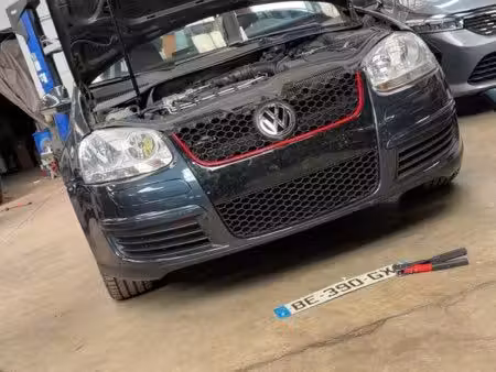 Volkswagen Golf TDI 90