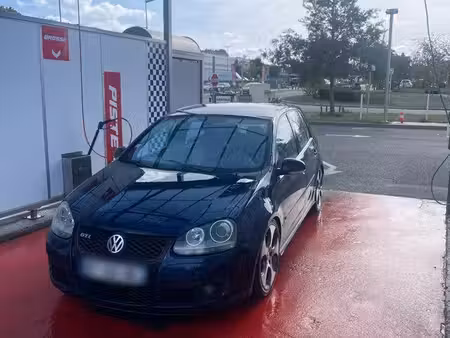 Volkswagen Golf GTI 2.0 200