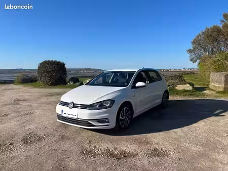 Volkswagen Golf 1.5 TSI 130