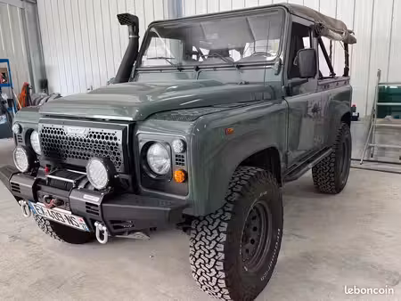 Land Rover Defender TD4 2.4 122 4x4