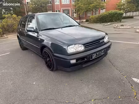 Volkswagen Golf VR6 V6 2.8 174