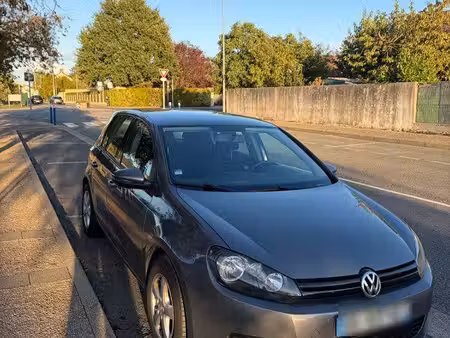Volkswagen Golf 1.6 TDI 105