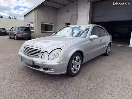 Mercedes-Benz Classe E E 220 2.1 CDI 150
