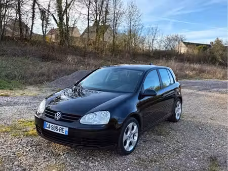 Volkswagen Golf 2.0 TDI 136