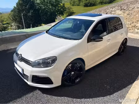 Volkswagen Golf R 2.0 TSI 270 4Motion