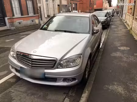 Mercedes-Benz Classe C C 200 2.1 136