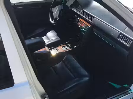 Mercedes-Benz Classe E E 300