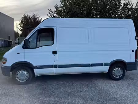 Renault Master 2.2 dCi 90