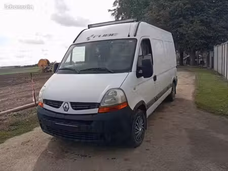 Renault Master dCi 100