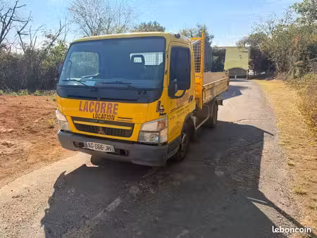 Mitsubishi Canter 