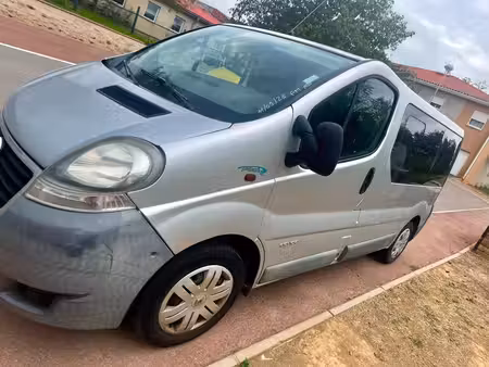 Renault Trafic 1.9 dCi 100