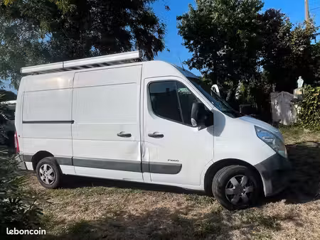Renault Master 2.3 dCi 125