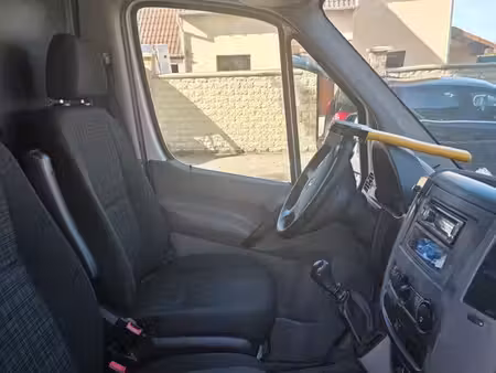 Mercedes-Benz Sprinter 313 2.1 129