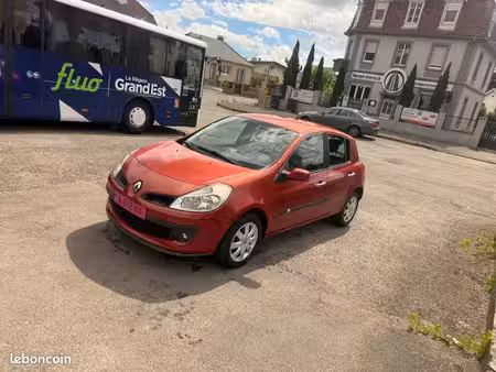 Renault Clio 1.2 75