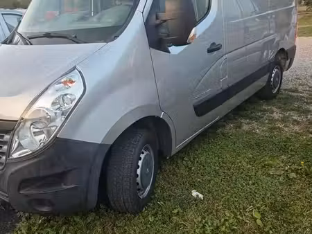 Renault Master 2.3 dCi 135