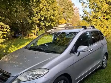Honda FRV 2.2 TDI 140