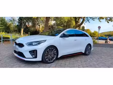 Kia Ceed 1.6 T GDi 204