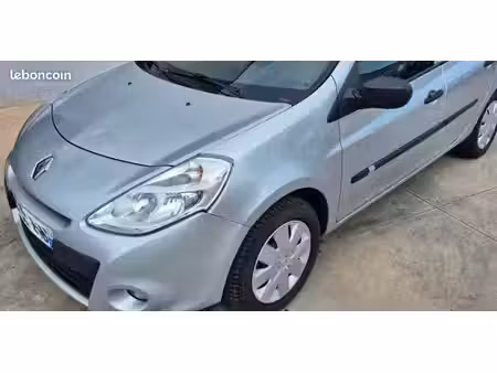 Renault Clio 1.2 75