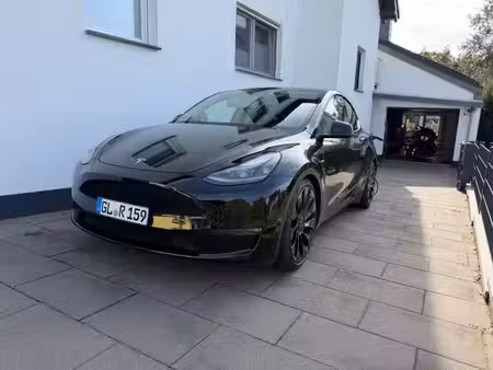 Tesla Model Y Performance 4x4