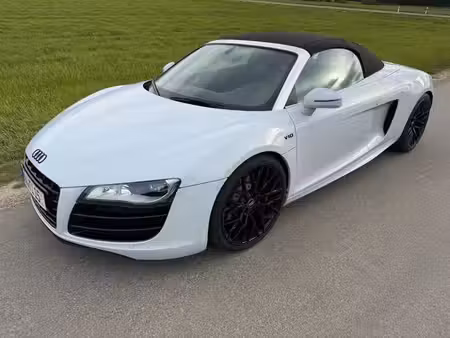 Audi R8 V10 5.2 FSI 525