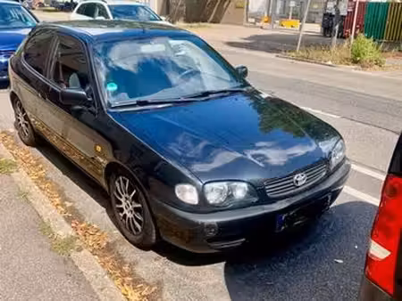 Toyota Corolla 2.0 90