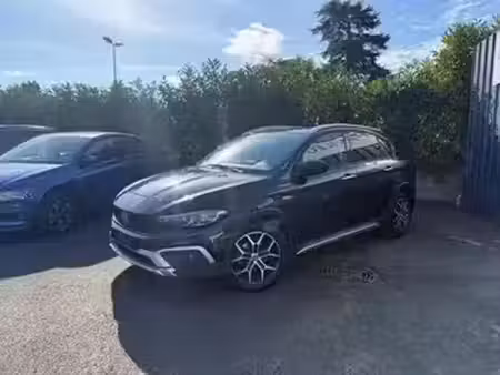 Fiat Tipo 1.6 MJT 130 Cross
