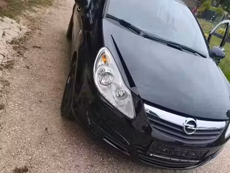 Opel Corsa 1.2 80