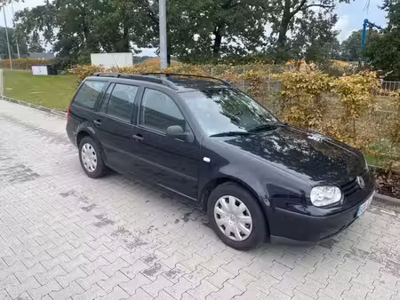 Volkswagen Golf 1.9 TDI 105