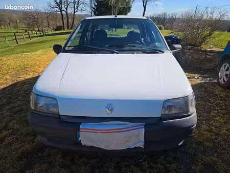 Renault Clio 1.9 D 65